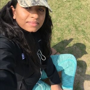 Meet your Posher, Chami